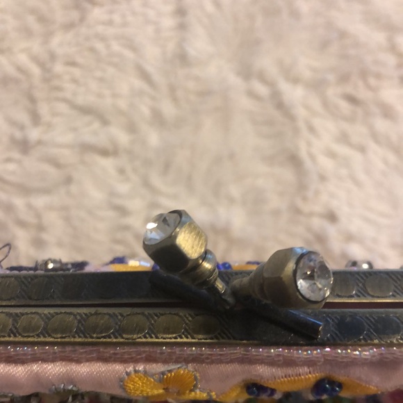 Beaded clutch - Picture 4 of 7